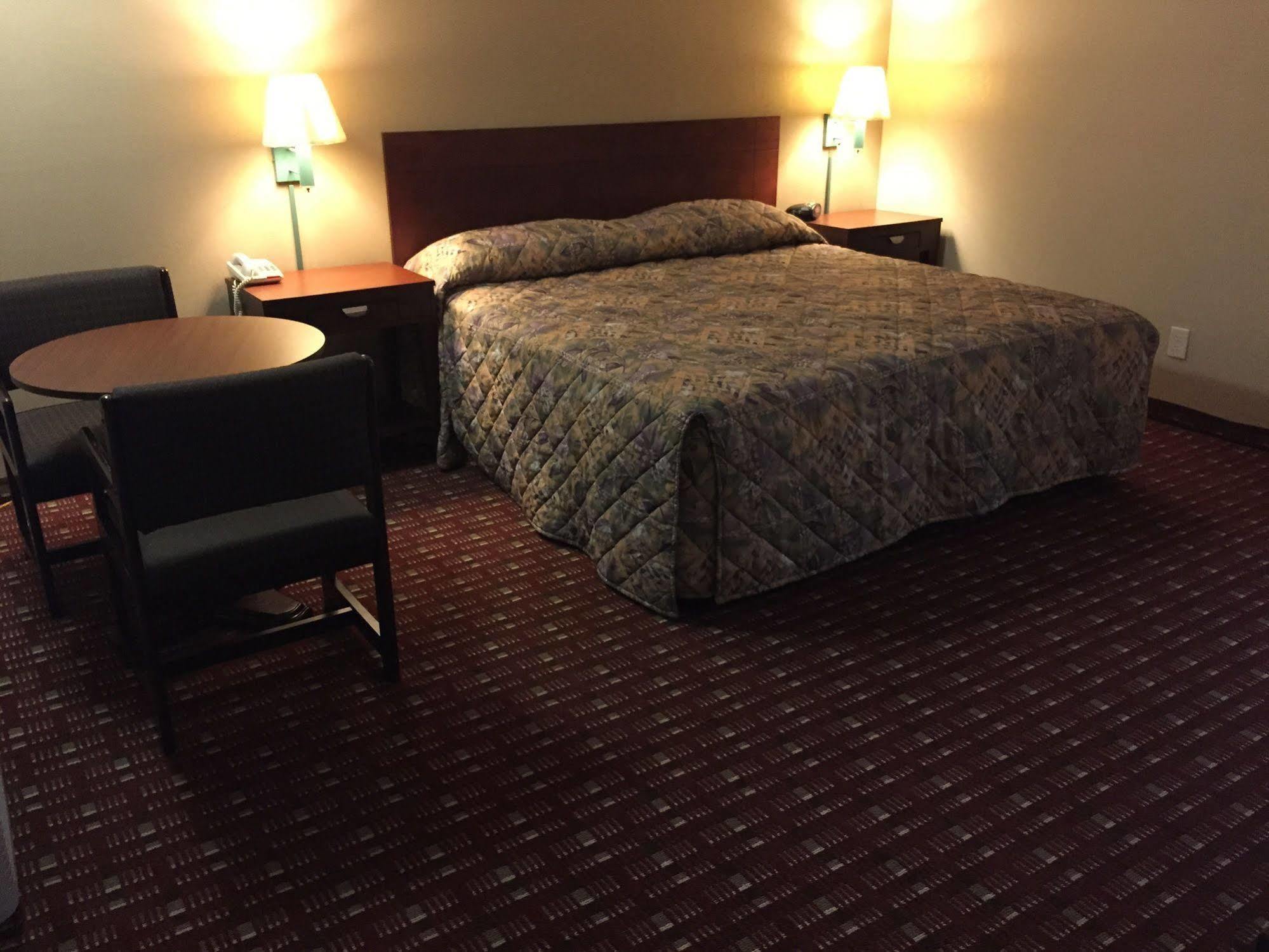 Executive Inn And Suites Dyersburg Exterior foto